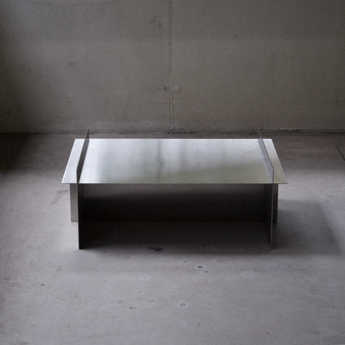 THE COFFEE TABLE